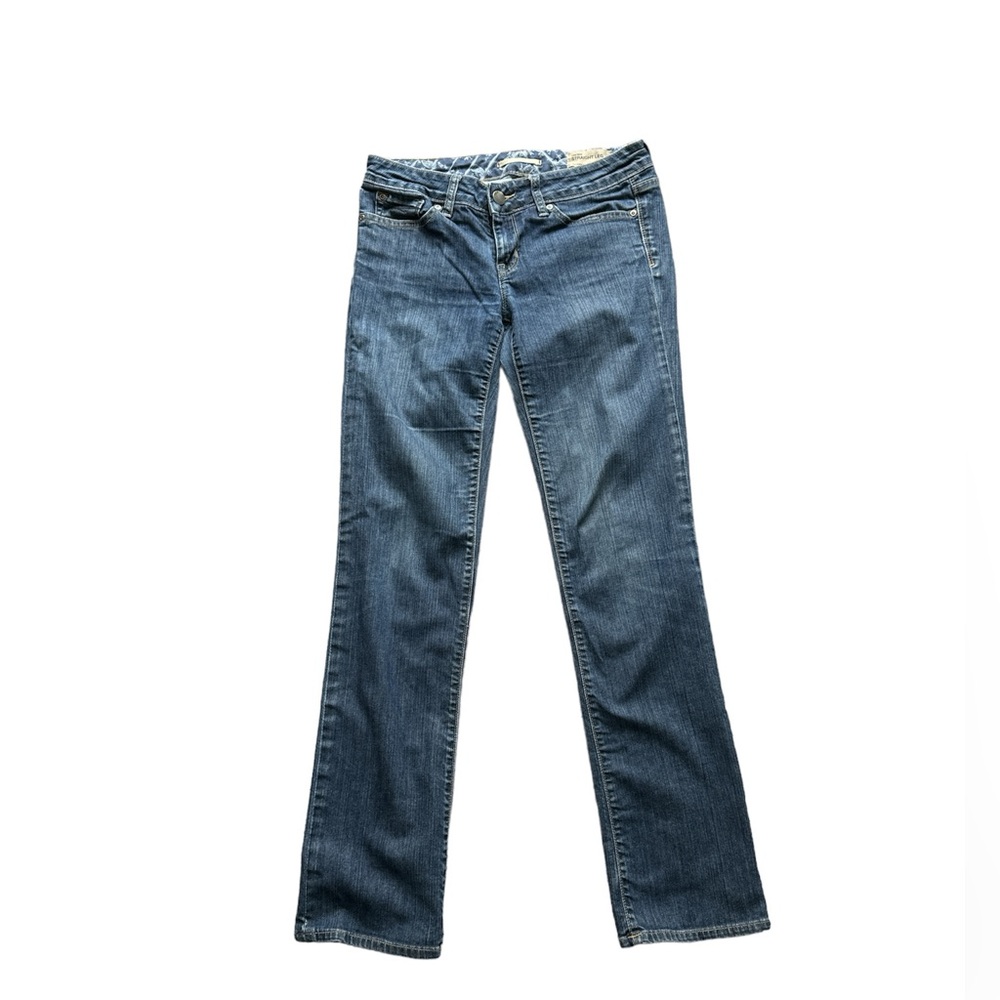 Straight leg low rise jeans button fly and zipper